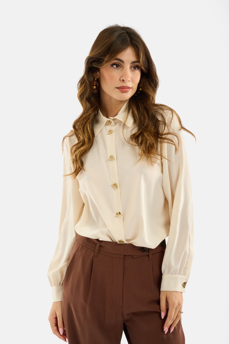 Camicia con occhielli