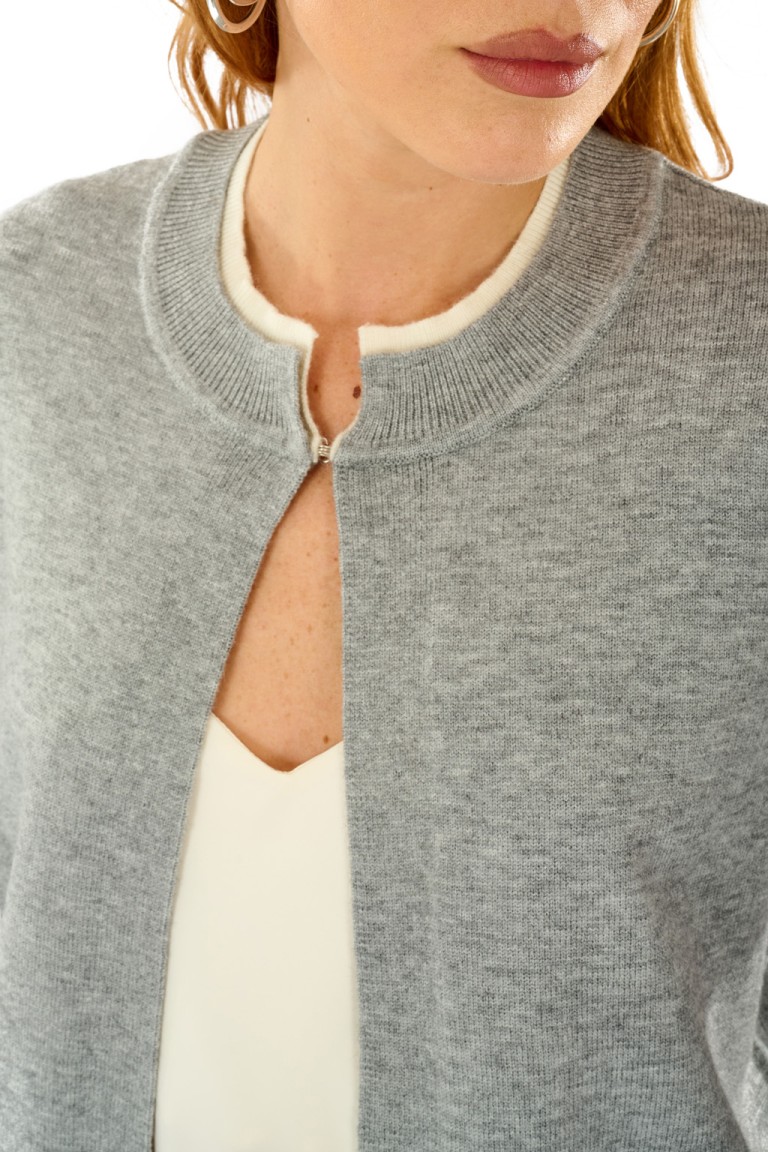 Cardigan corto girocollo