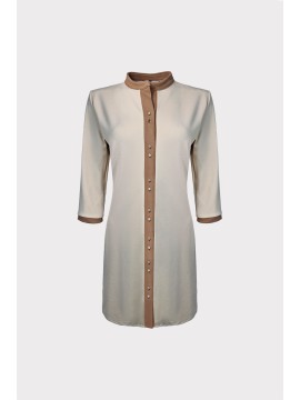 Abito con bottoncini