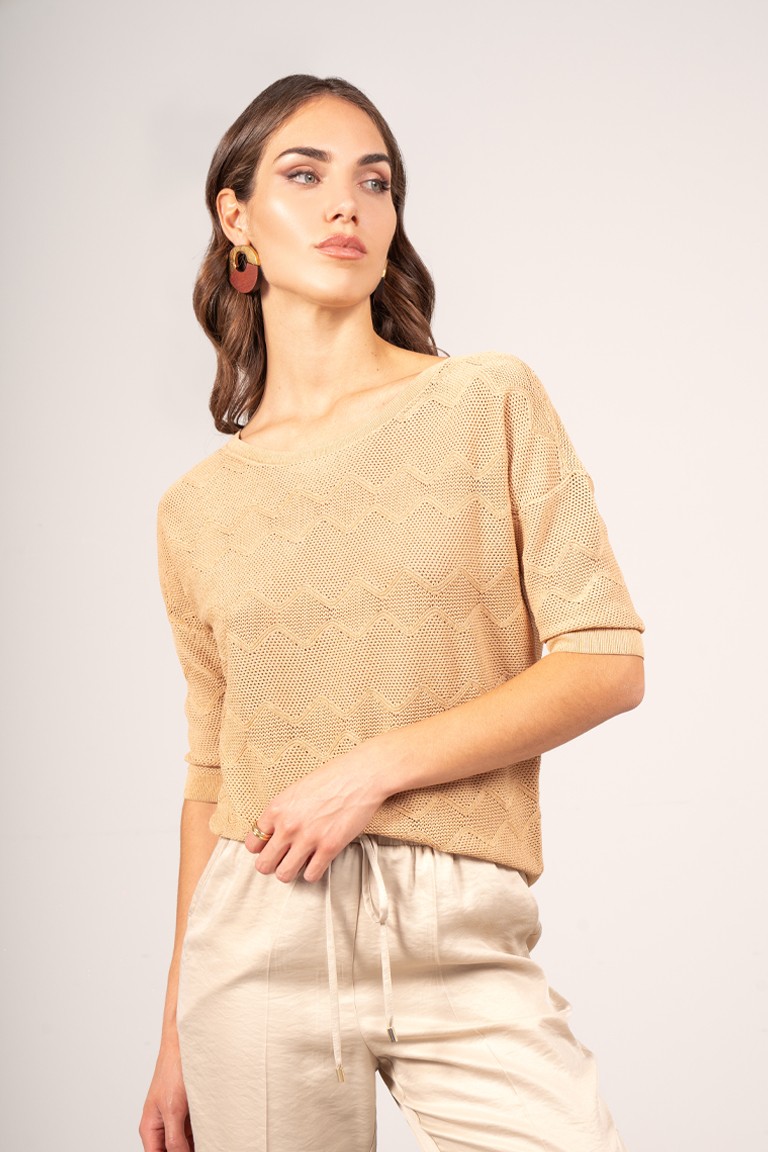 Maglia con trafori