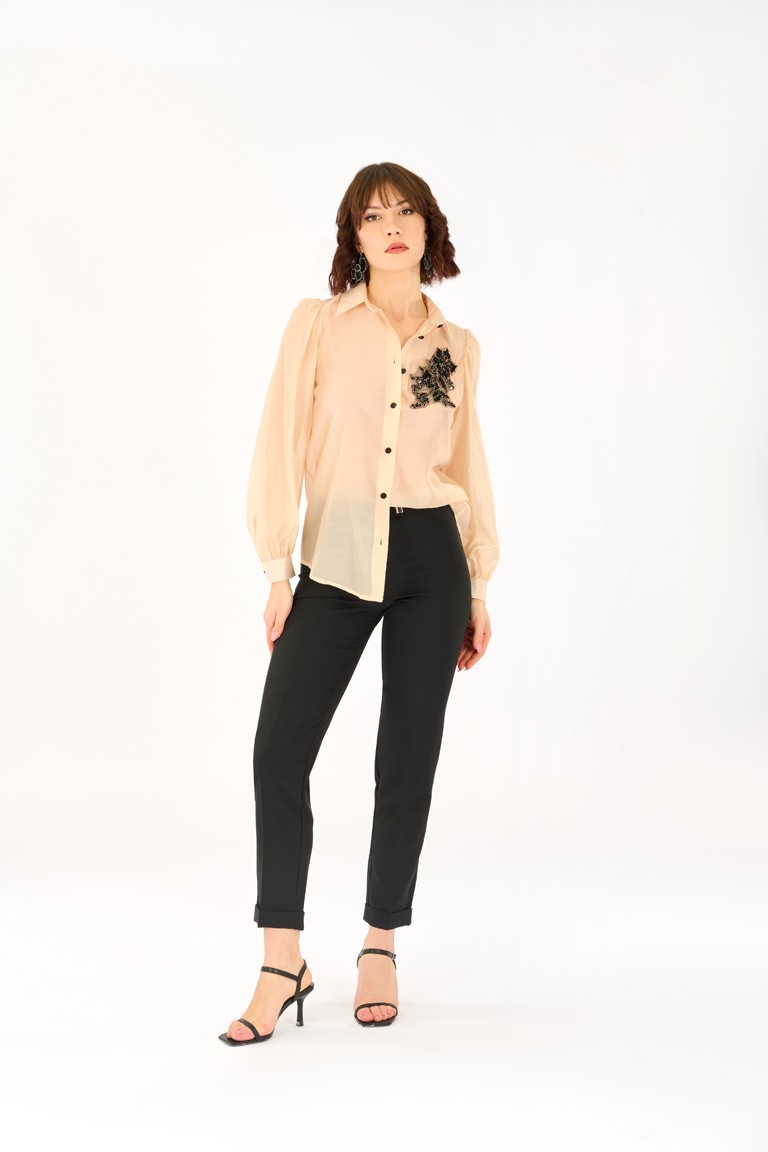 Pantalone con retro elastico