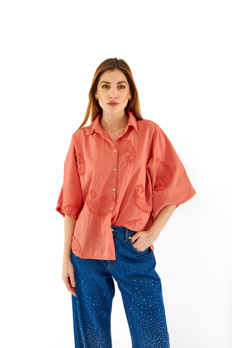 Camicia over ricamo paisley