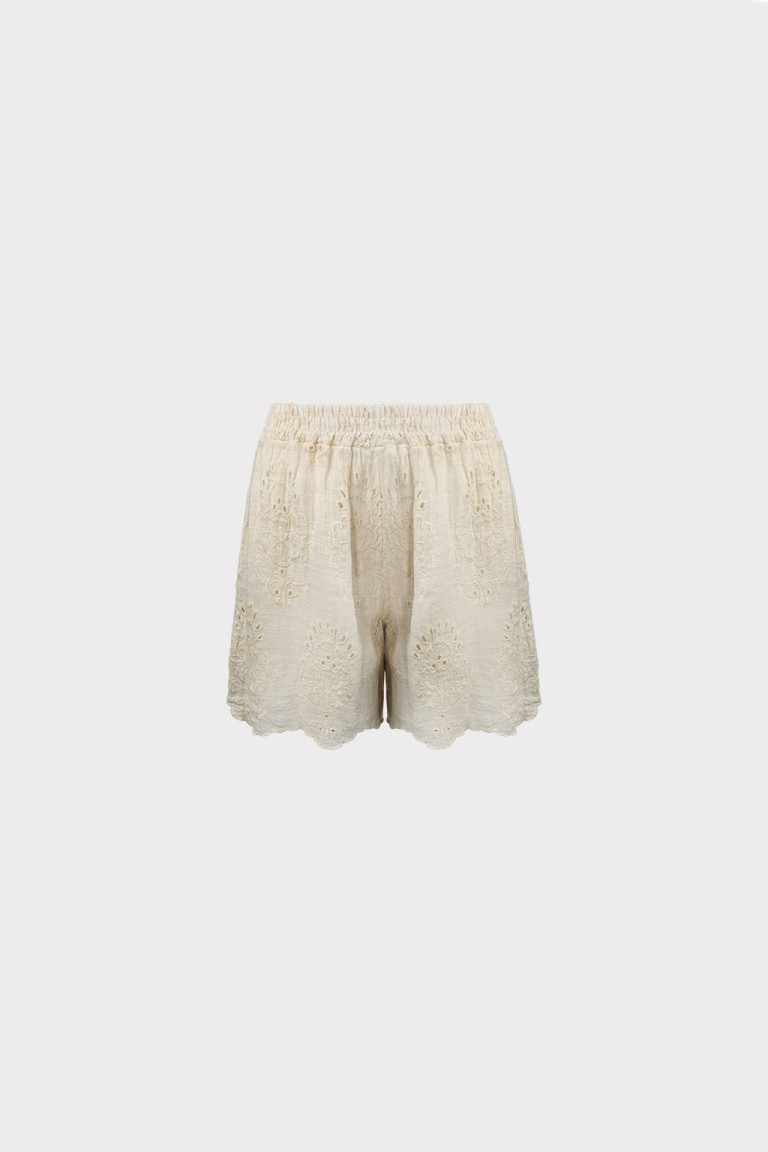 Shorts con ricamo traforato