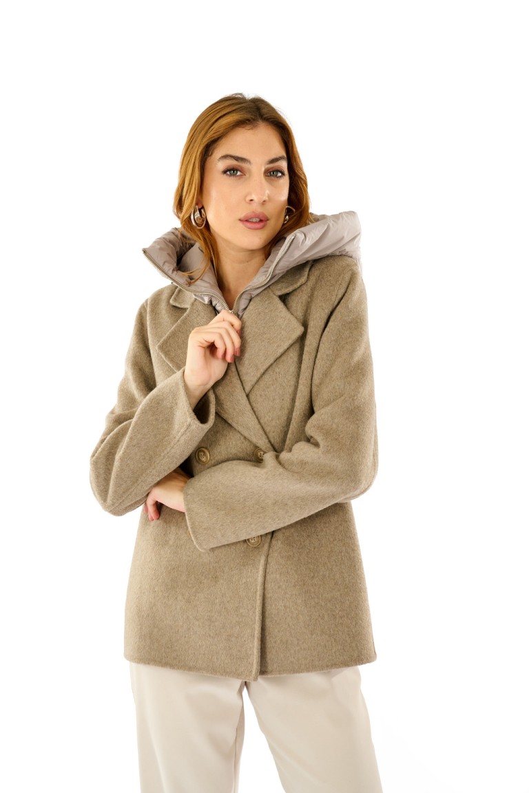 Cappotto corto con...