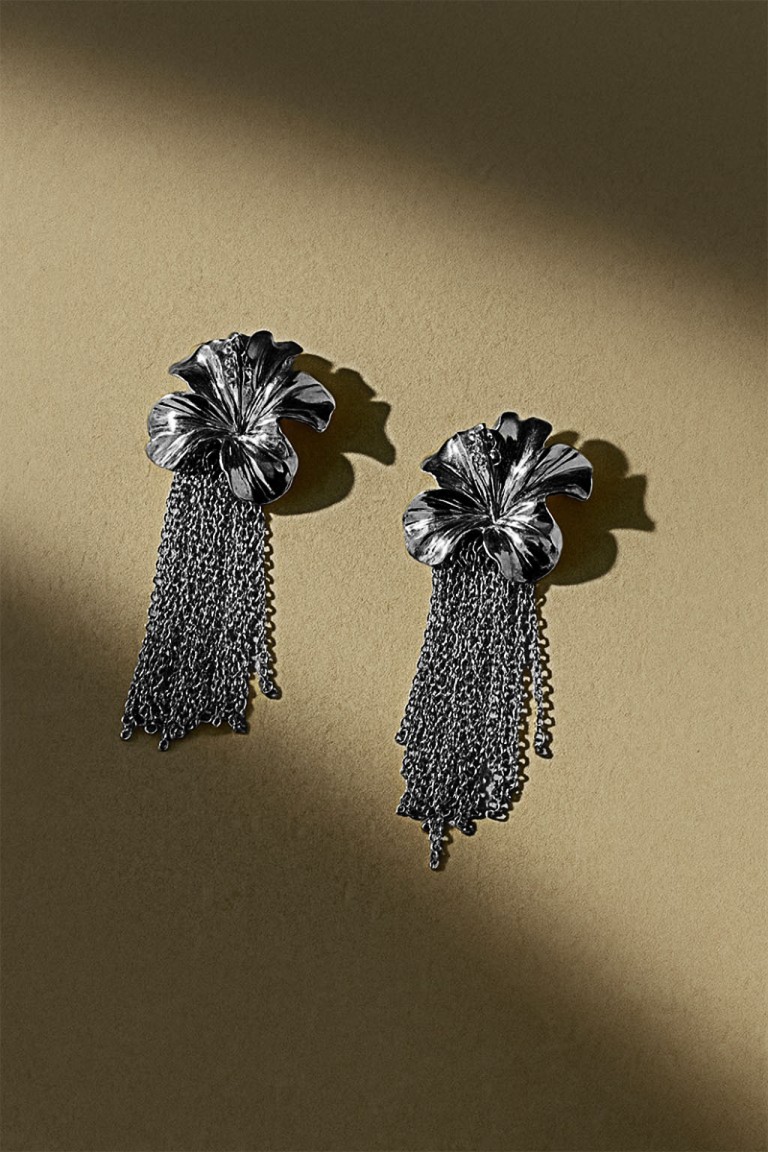 Orecchini fiore con frange