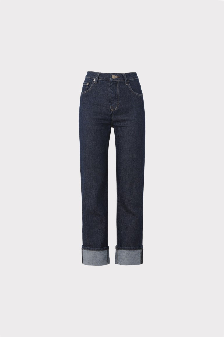 Jeans dritto con maxi risvolto