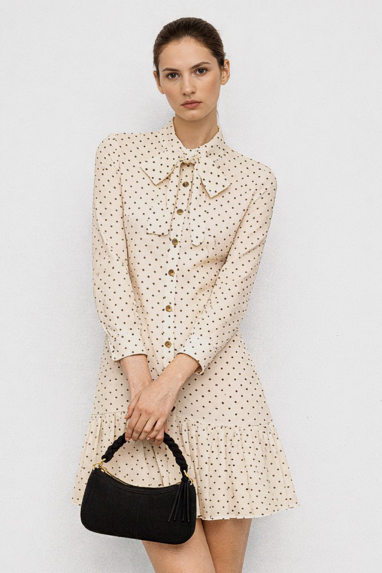 Abito pois con pieghe e...