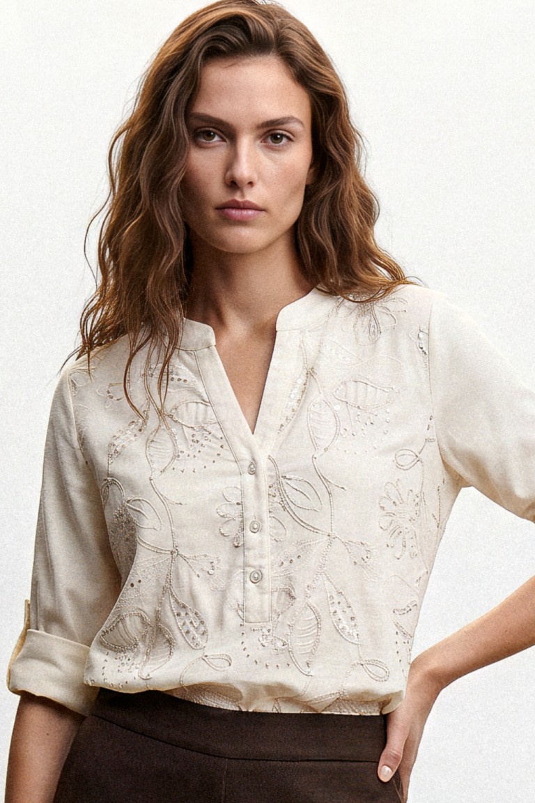 Camicia tunica con ricami